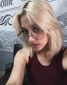 BonnieCantrill Public Pic 5