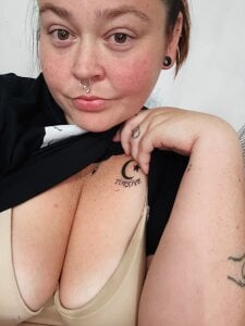 CurvyAlaya Public 🥰🥵 Foto 9