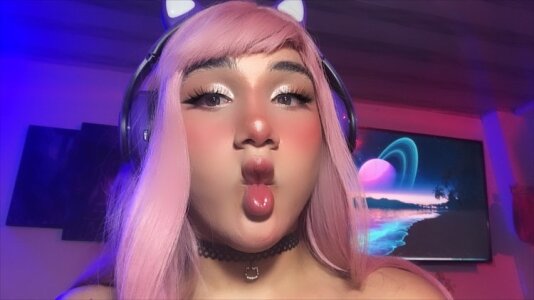 ErzaMontoroo Lolipink otaku 💗 Immagine  5