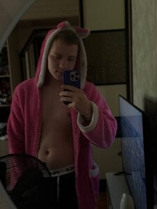 Karl_Night_Public图片