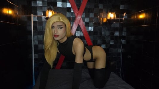 RegannTaylor About Me 😈 รูป  4