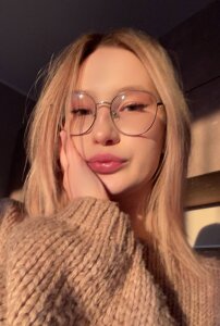 pinkylolly__ Public Pic