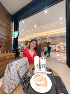 sweetie_fox64 Public Pic 4