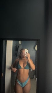 ava_bbyxo Public 사진