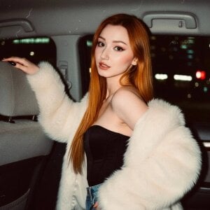 FoxyChpoxi non nude Pic 6