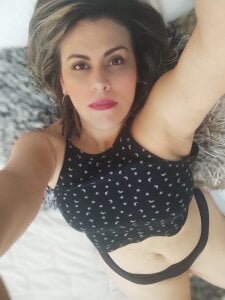 V_monse Public Pic 5