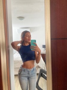 VanillaFlo Public Pic 3