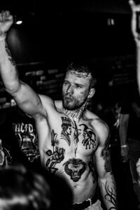 Huntall77 Bar party Gambar