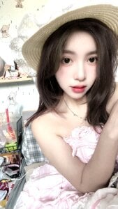 Xiaoxue03 Public Pic 2