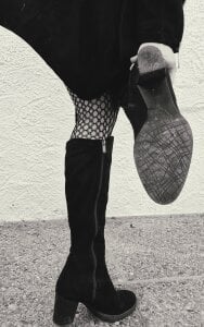 AliceFeet Public Pic 6