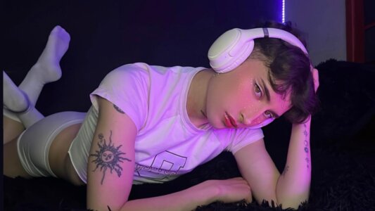 SebastianHilton 🔥 🍕Let’s Play VideoGames! 🎮🔥 Poză