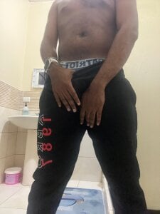 Me de s_hornet  2 photos