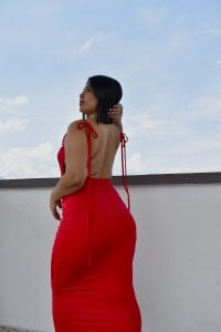 mariana_allen23 Red Bilde 2