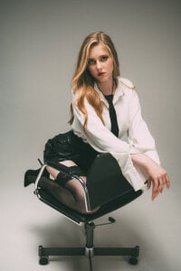 LexiBookwell Black Tie Temptation Pic 6