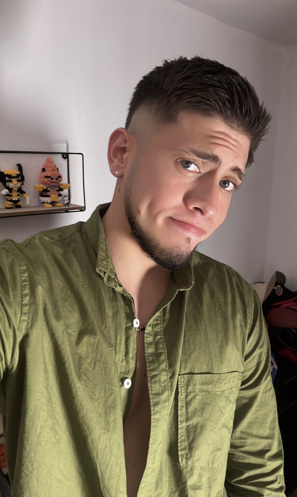 SebastianMaximoff_ Gambar Trending 4933