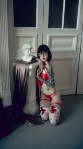 HazelTompson Psyche Pic 3