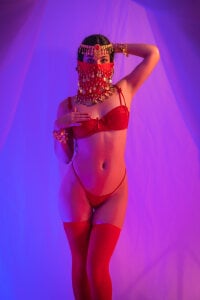 IrisLaurent I love red mood Pic