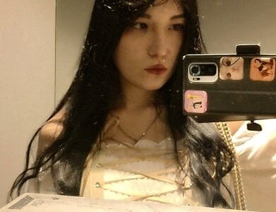 AliceeinWonderlanddd Public Bilde 2