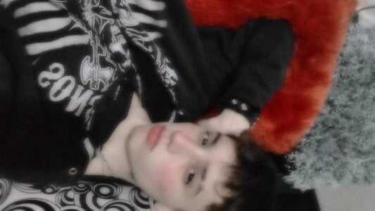 Isaac_Grey Public Kuva 4