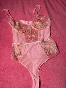 YourBlondeDollWhat I have & dress me up🫦 Bild