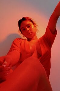 sharon_greey Between shadows and desires 🔥🔥 Pic