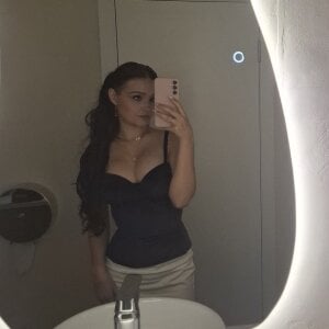 Public de CarynRad  2 photos