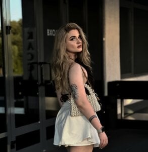 Public de MyeshaCallez  2 Imagens