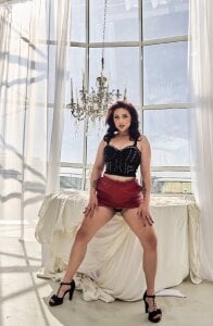 Anita_Starr Public Pic 4