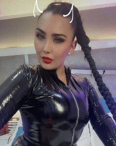 Evangeline_Taylorr Risk Zone😈🔥 Pic 9