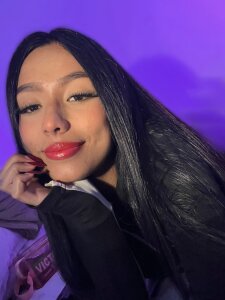 gabriella_ortiz Casual me! 💙 Gambar 4