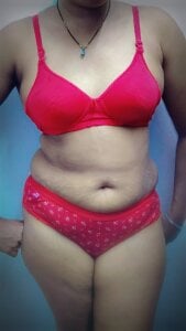 tamil_Sigappu_Roja: Public ( 2 фото)