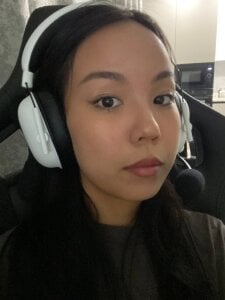 FreedaKulow im a game girl😎 صورة واحدة|FreedaKulow im a game girl😎 صورتان|FreedaKulow im a game girl😎  صور|FreedaKulow im a game girl😎  صورة