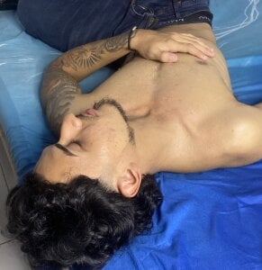 Kriss_Edwards Kriss AURA 🧿🔮 Pic 2