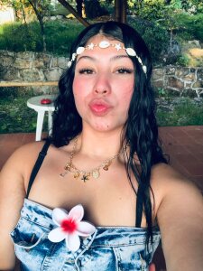 alyy_s Cute girl 🌸 Pic 2