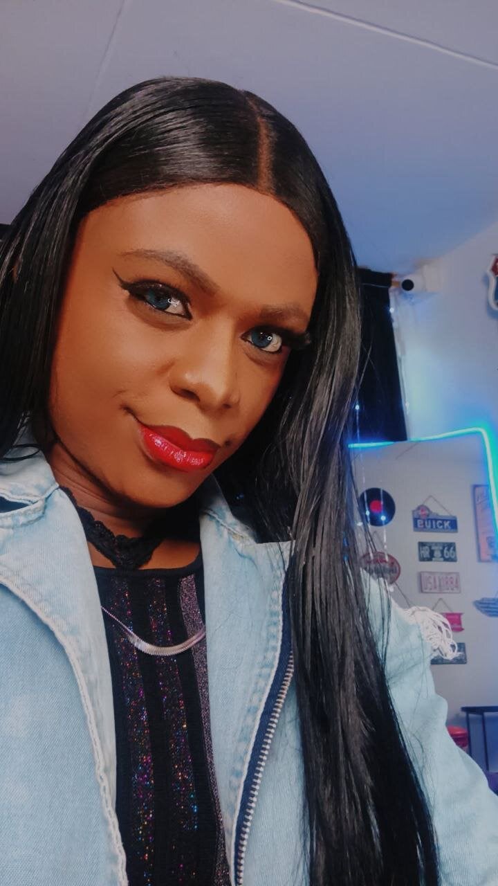 anuvyz_miller_ Trending Pic 5864