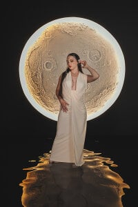 AliceHarper_ Moonlit Oracle Gambar 3
