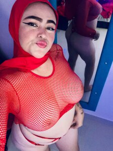 MarianFadel SO HORNY AND HOT 🥵 Pic 4