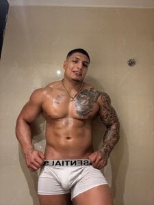 chrizmacgregor sexy chriz Pic