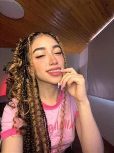 alahia_pink 💗✨ Pic 2