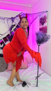 SHAROM_ADAMS_ halloween Pic 4