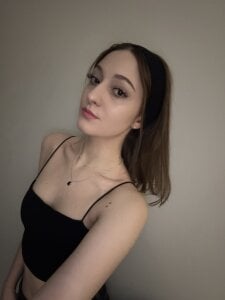 white_liillyy Public Pic 6