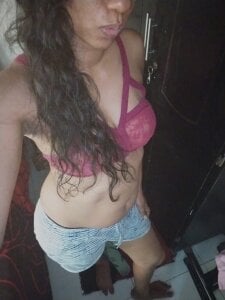 Aaliya_BigBoobs_ Love vibes Pic 4