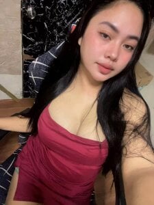 ursweet_lalaine Come and i slap you with this big nippled tities ! Foto