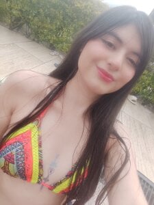 LiliCarterm Pool day ❤️😘 Pic 5