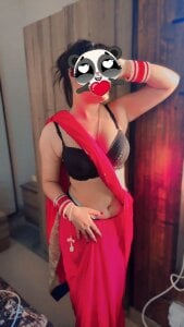 HotNeha08のYour Bhabhi 😍の 2枚の写真
