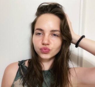 AliceQueenGirl Public Pic 4