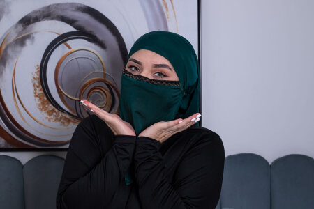 _Aliyah Public Pic 9