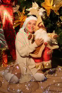 allice_green Happy Chrismas Pic 5