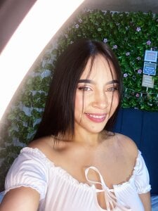 Evelin888 Public Pic 3