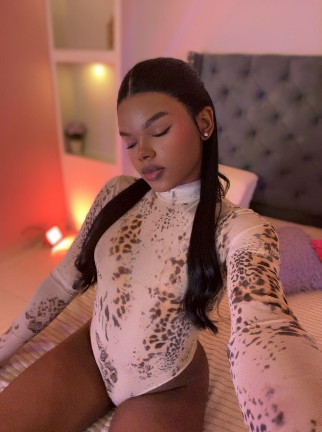 CamiEstrada adlı kullanıcının viral fotoğrafları:  3422